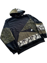 Load image into Gallery viewer, One of a Kind FLORA LORD PATCHWORK PULLOVER (Large)