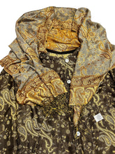 Load image into Gallery viewer, BROWN AND GOLD PAISLEY PASHMINA JACKET