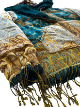Load image into Gallery viewer, REVERSIBLE MIDNIGHT TEAL AND PASHMINA JACKET (Large)