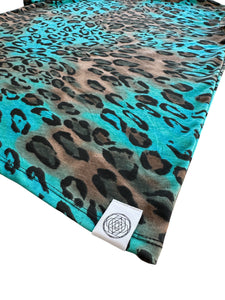 TEAL LEOPARD T-SHIRT (S-2XL)