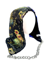 Load image into Gallery viewer, SPLIT BLOSSOM BROCADE HOOD w/ CHAIN