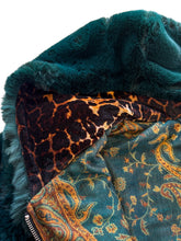 Load image into Gallery viewer, REVERSIBLE MIDNIGHT TEAL AND PASHMINA JACKET (Large)
