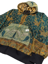 Load image into Gallery viewer, EMERALD PAISLEY PASHMINA HOODIE (Medium)