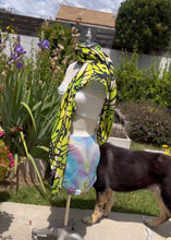 Load image into Gallery viewer, SILK BUTTERFLY METAMORPHOSIS SHAWL