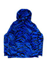 Load image into Gallery viewer, Reversible BLUE TIGER FAUX FUR JACKET