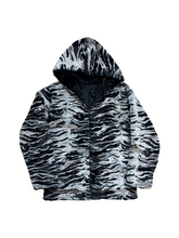 Load image into Gallery viewer, Limited Edition FAUX FUR JACKET ( S-2XL )