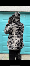 Load image into Gallery viewer, Ready to Ship FAUX FUR JACKET (LARGE)